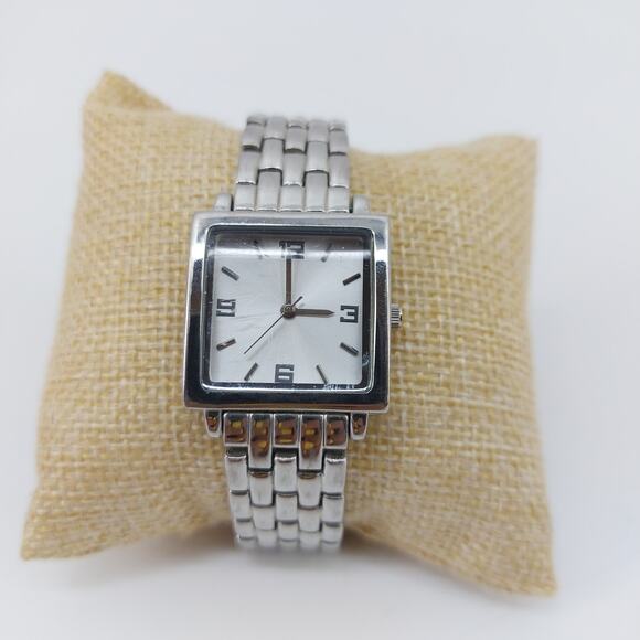 Merona Analog Silver Tone Metal Bracelet Watch Wristwatch Y2K - Picture 1 of 8